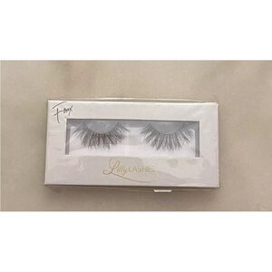 Lilly Lashes Lite Faux Mink- Goddess NIB🔥